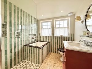 Photo 12- click for photo gallery